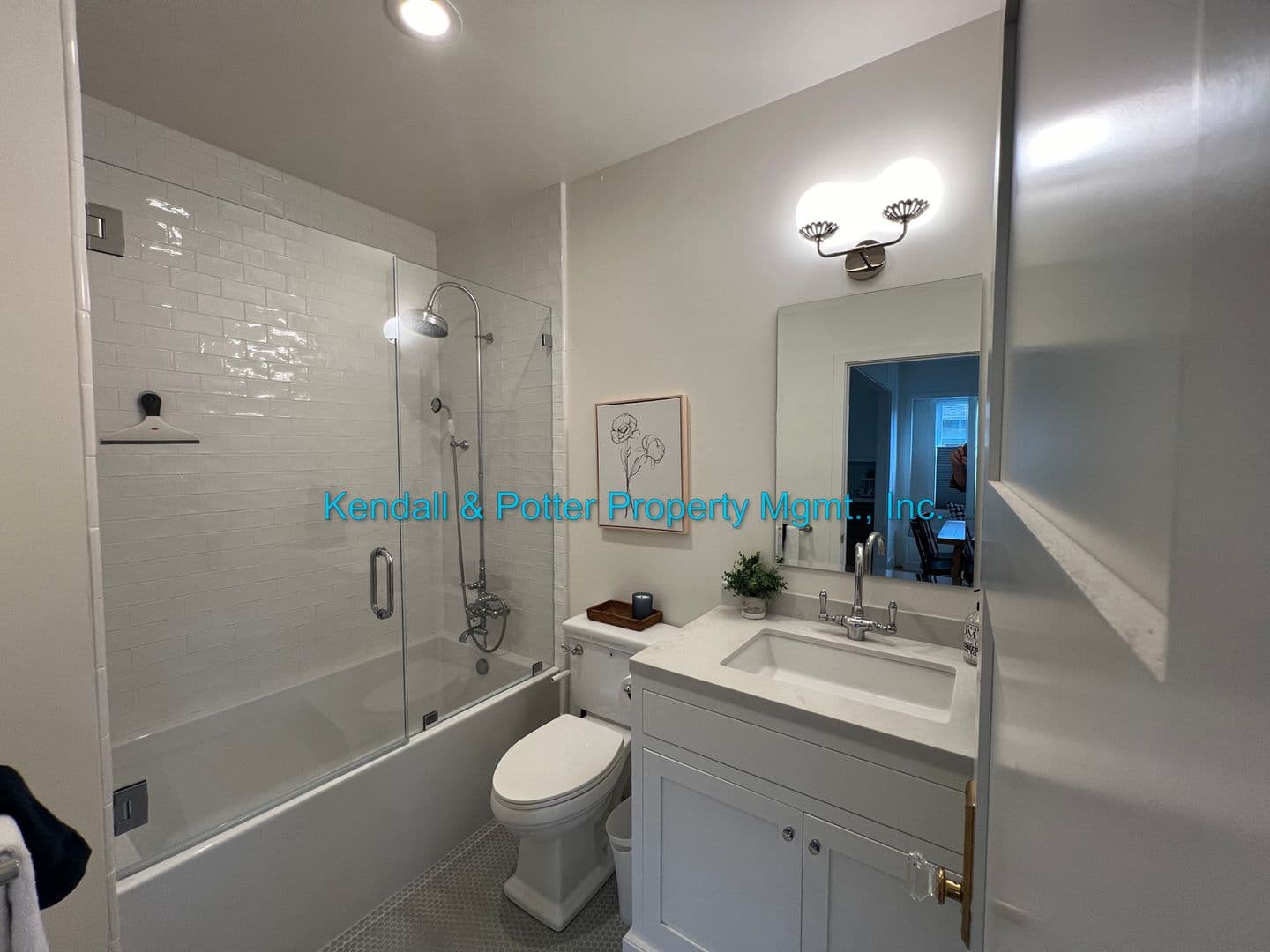 Santa Cruz Apartment: 1411 Seabright Avenue