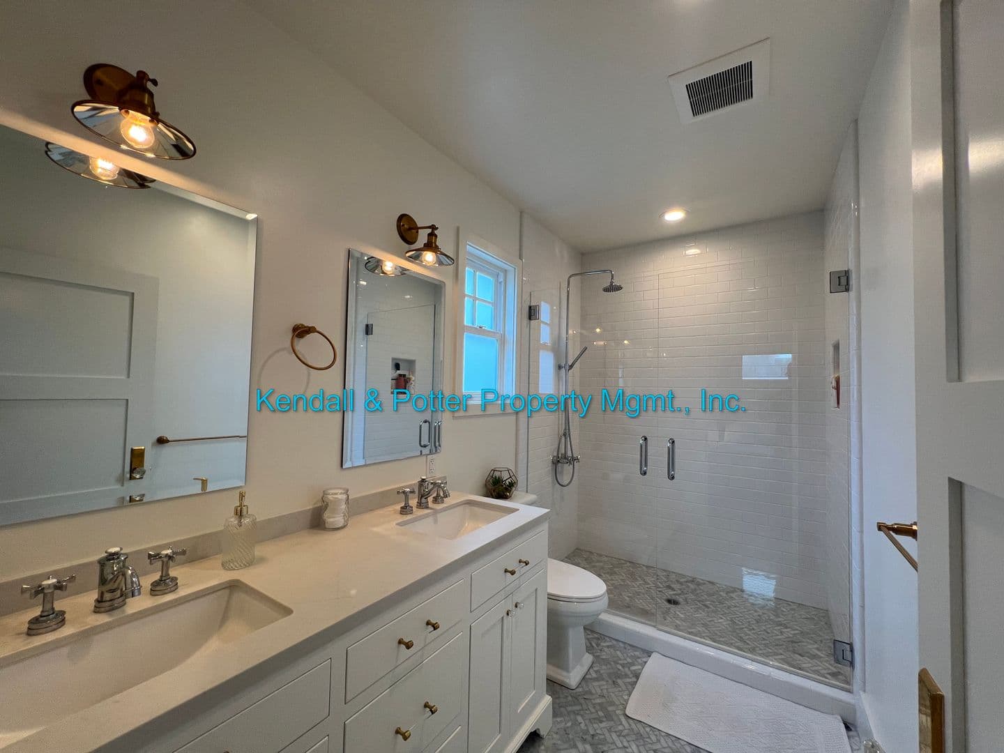 Santa Cruz Apartment: 1411 Seabright Avenue
