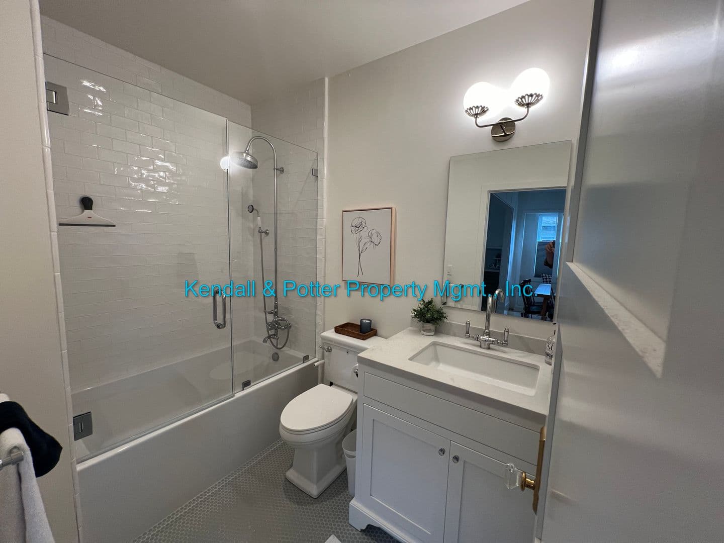 Santa Cruz Apartment: 1411 Seabright Avenue