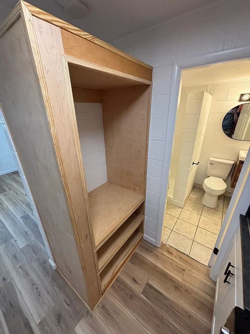 Stillwater Apartment: 1324 E 6th Ave