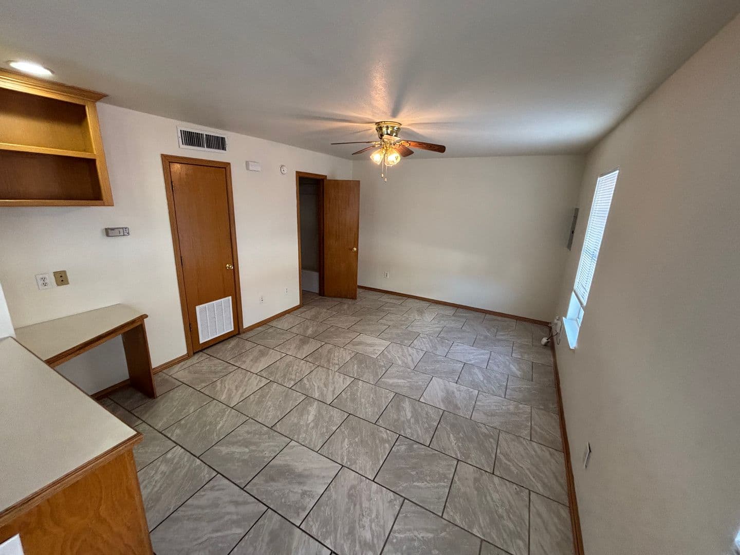 Stillwater Apartment: 120 S Burdick - 60 Units