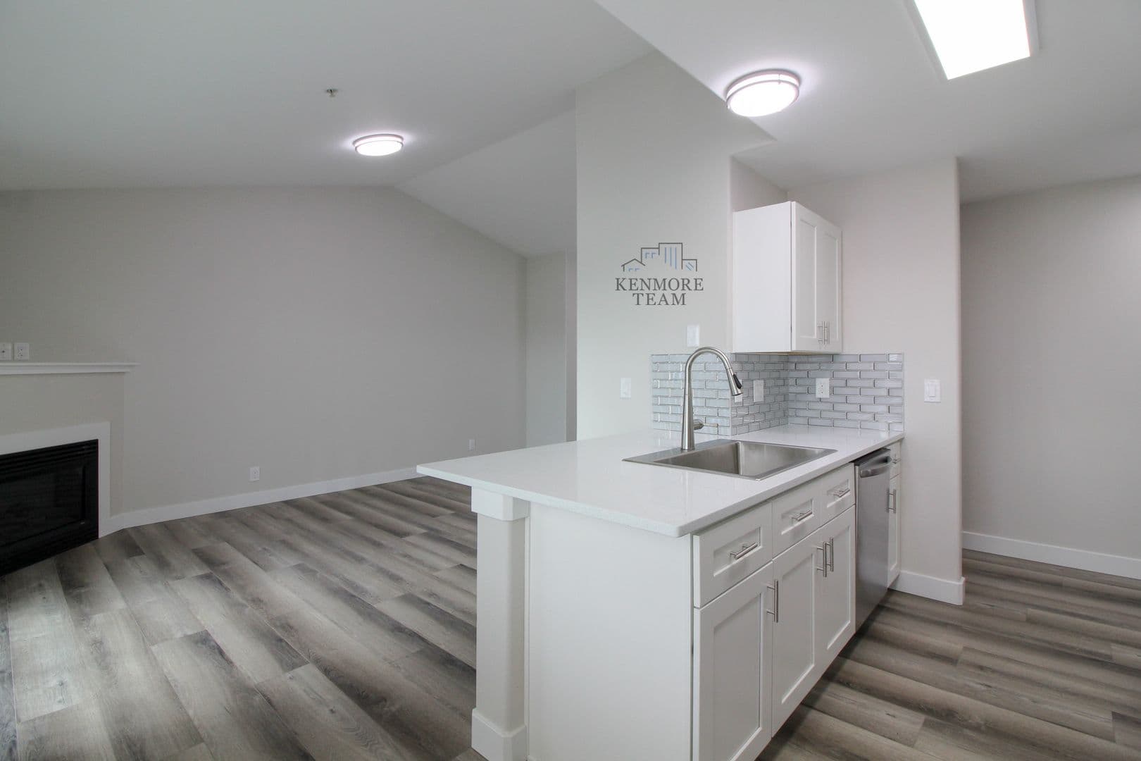 PASCO Apartment: 6405 CHAPEL HILL BLVD