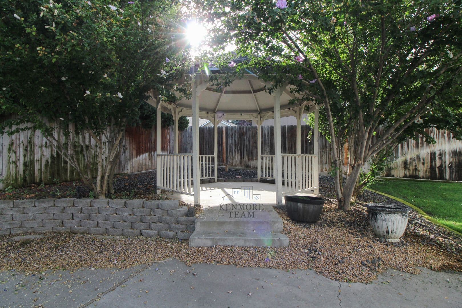 KENNEWICK House: 2503 W 37TH AVE