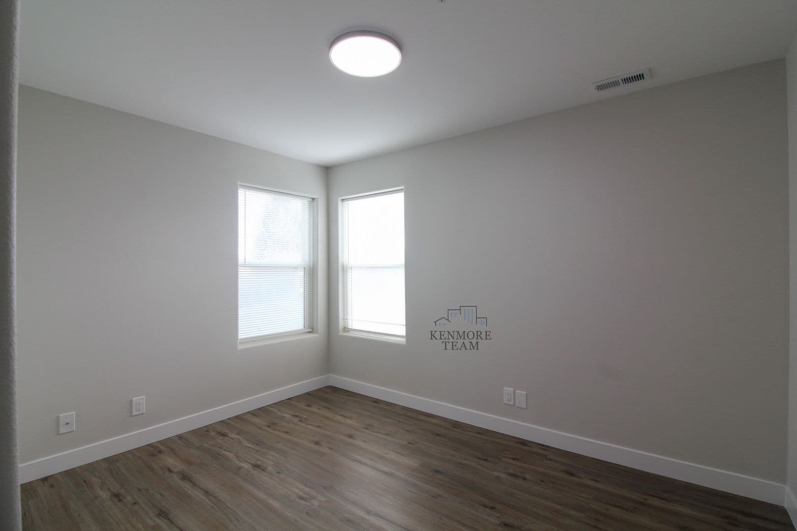 PASCO Apartment: 6405 CHAPEL HILL BLVD