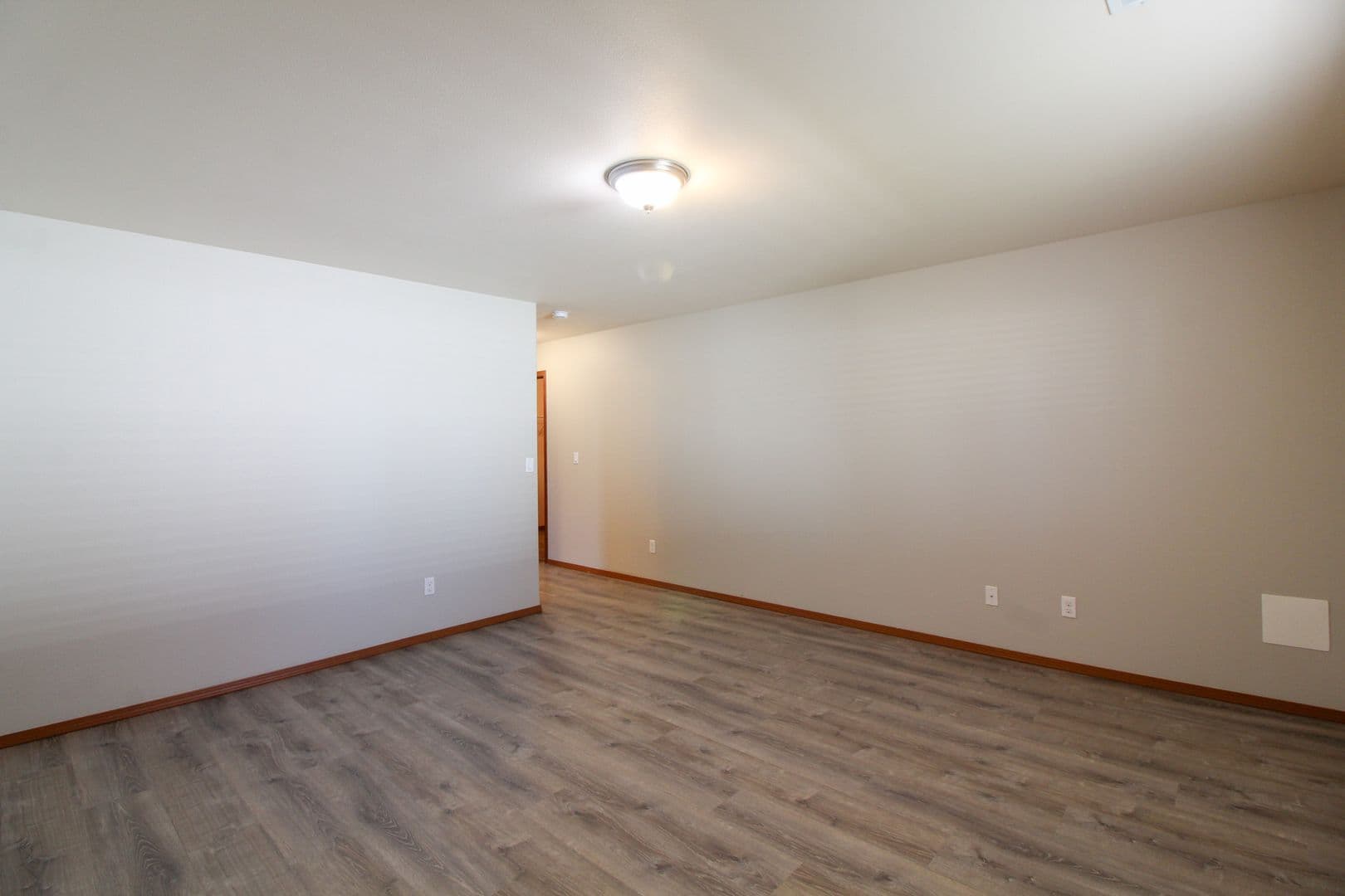 RICHLAND House: 1436 LARKSPUR DR