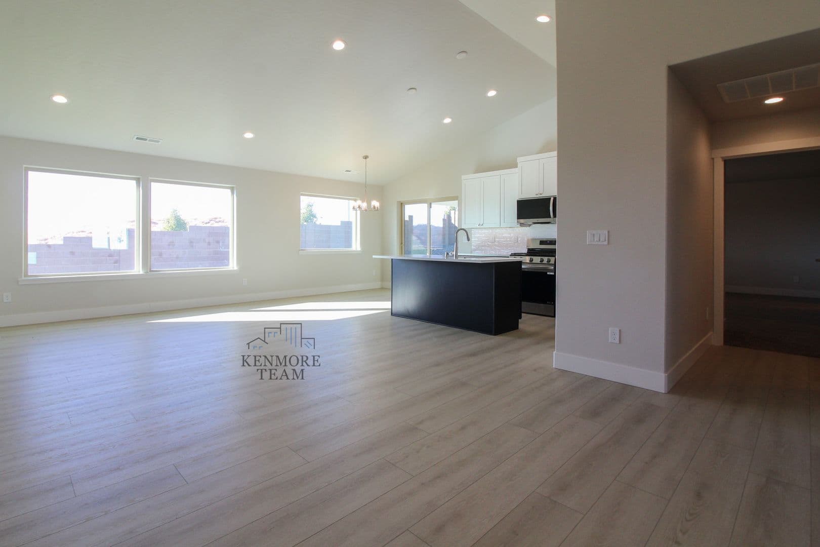 KENNEWICK House: 2936 ROOSEVELT ST
