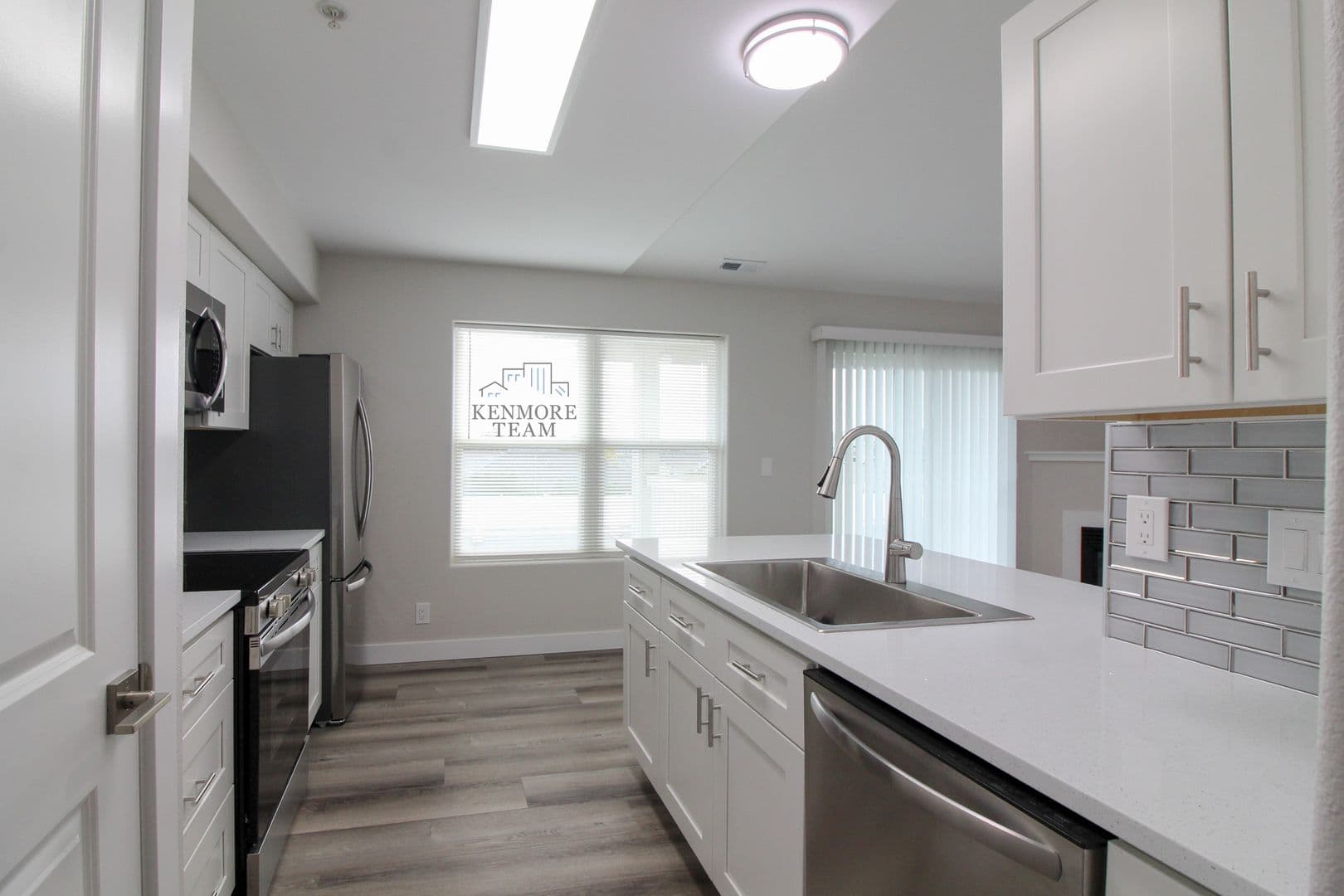 PASCO Apartment: 6405 CHAPEL HILL BLVD