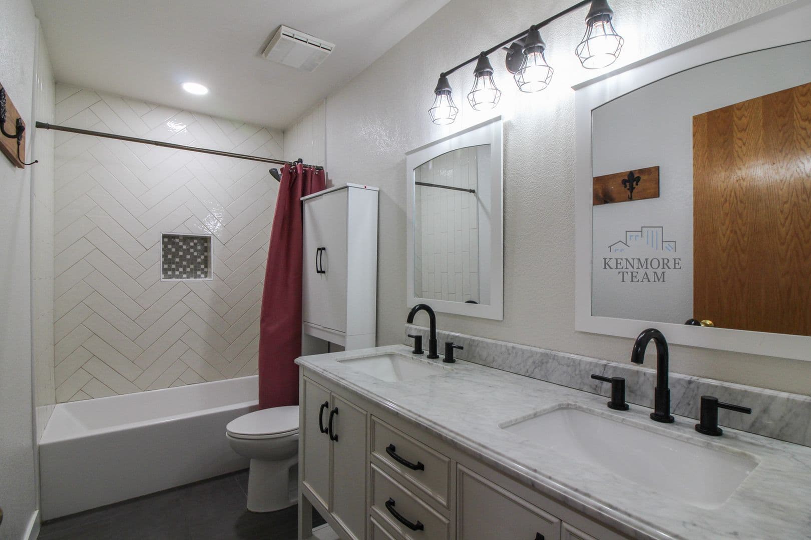 KENNEWICK House: 2503 W 37TH AVE