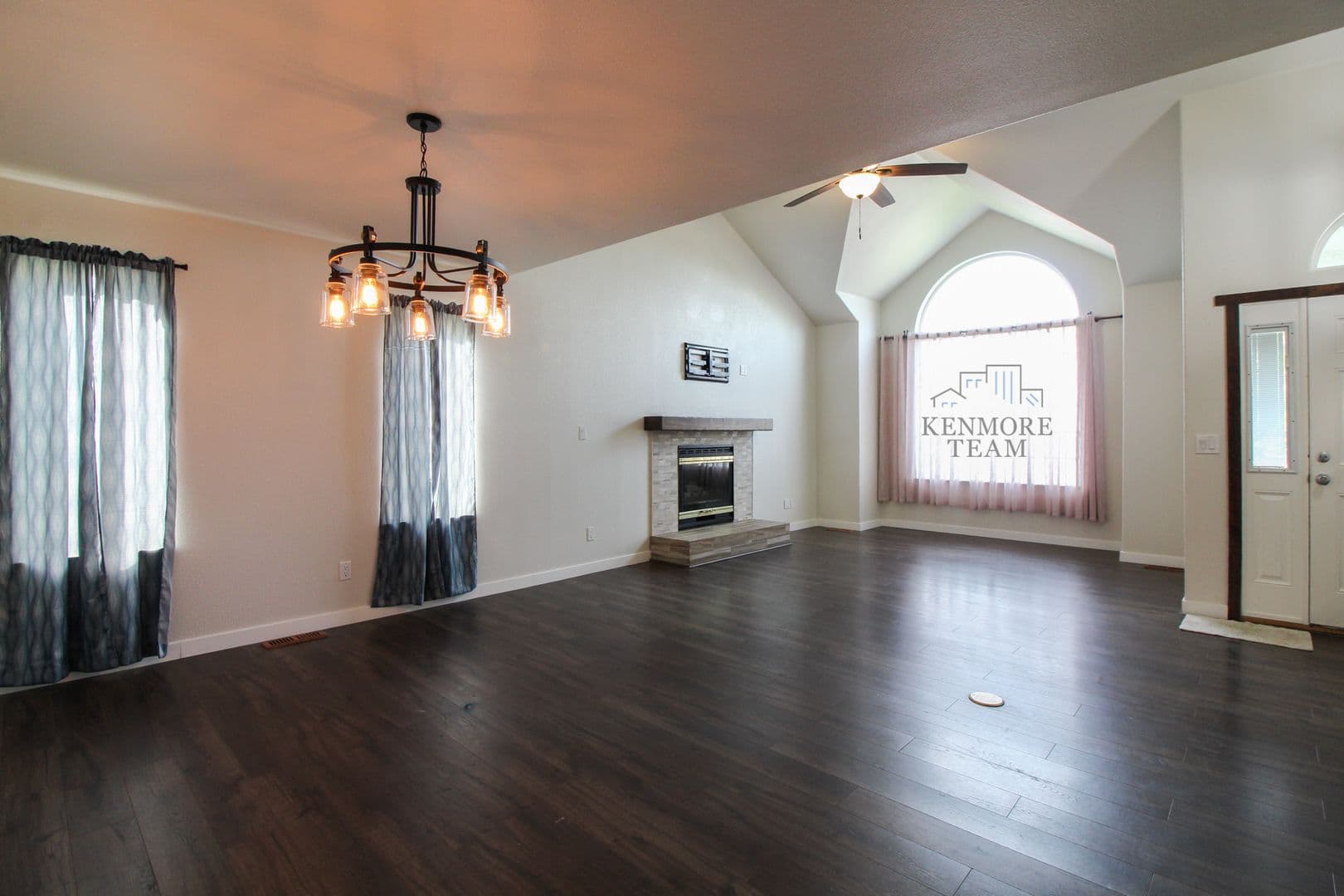 KENNEWICK House: 2503 W 37TH AVE