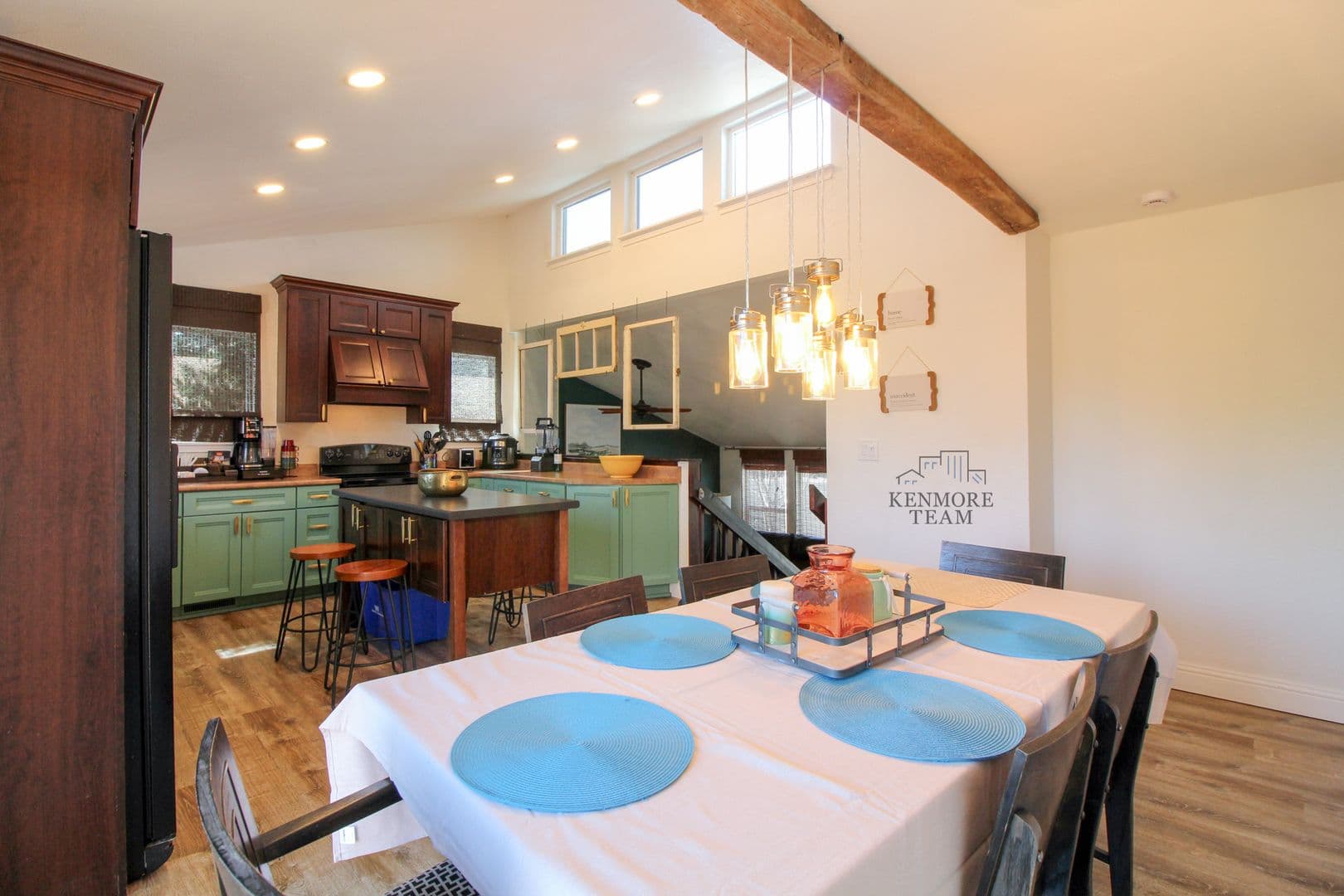 KENNEWICK House: 4201 S VANCOUVER ST