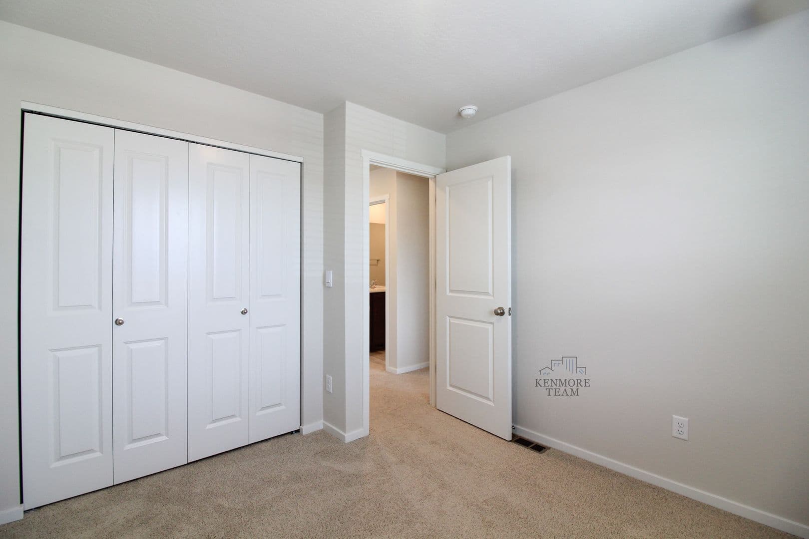 KENNEWICK House: 798 S YOLO PL