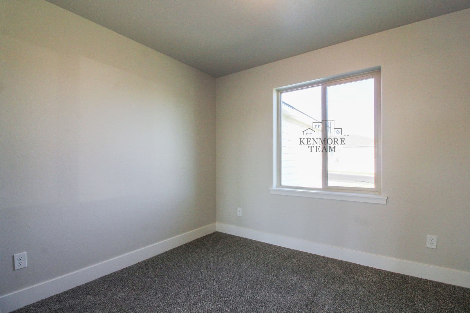 KENNEWICK House: 2936 ROOSEVELT ST