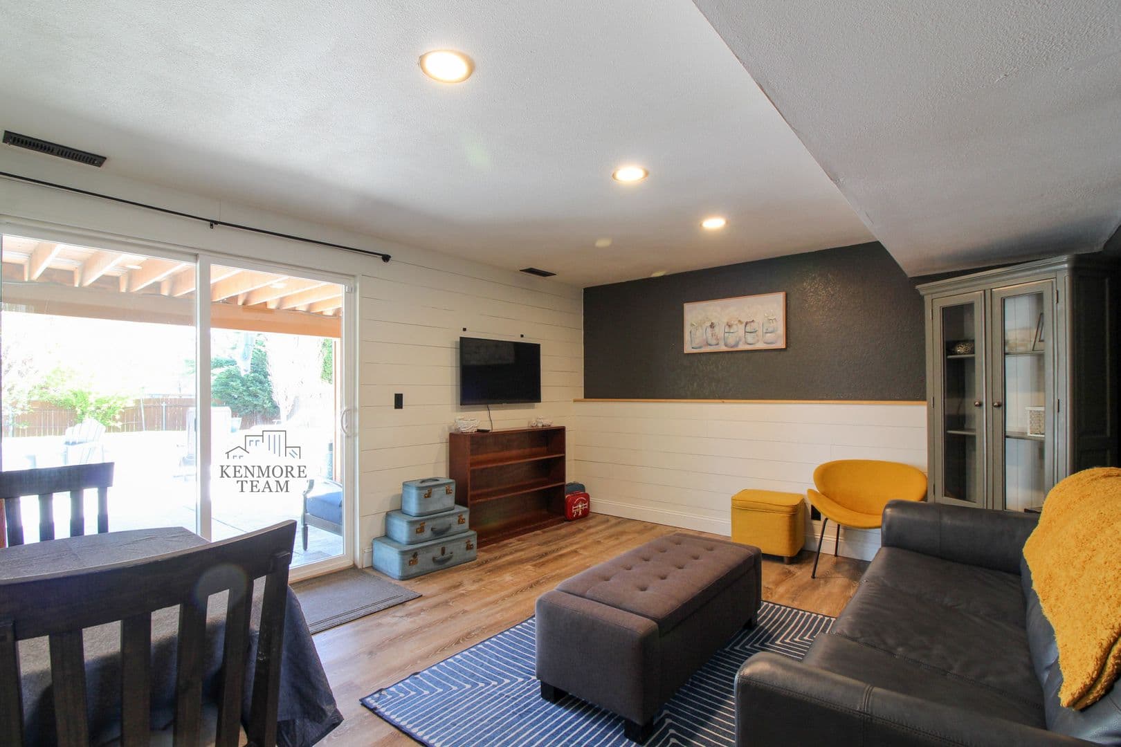 KENNEWICK House: 4201 S VANCOUVER ST