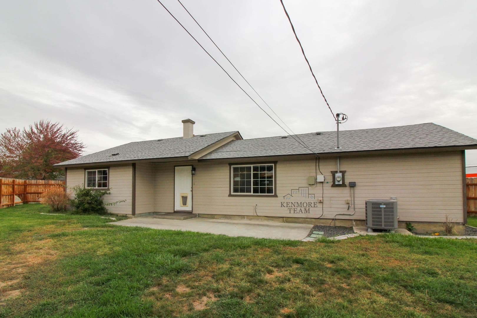 KENNEWICK House: 1321 W 3RD AVE
