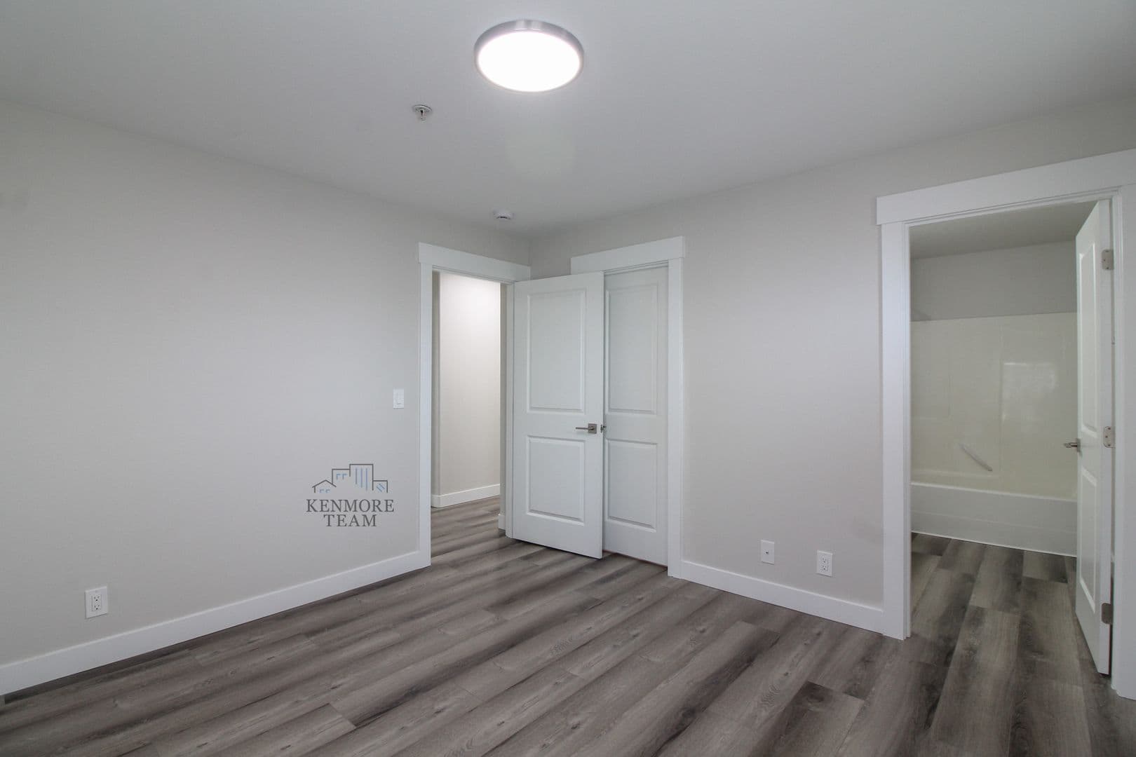 PASCO Apartment: 6405 CHAPEL HILL BLVD