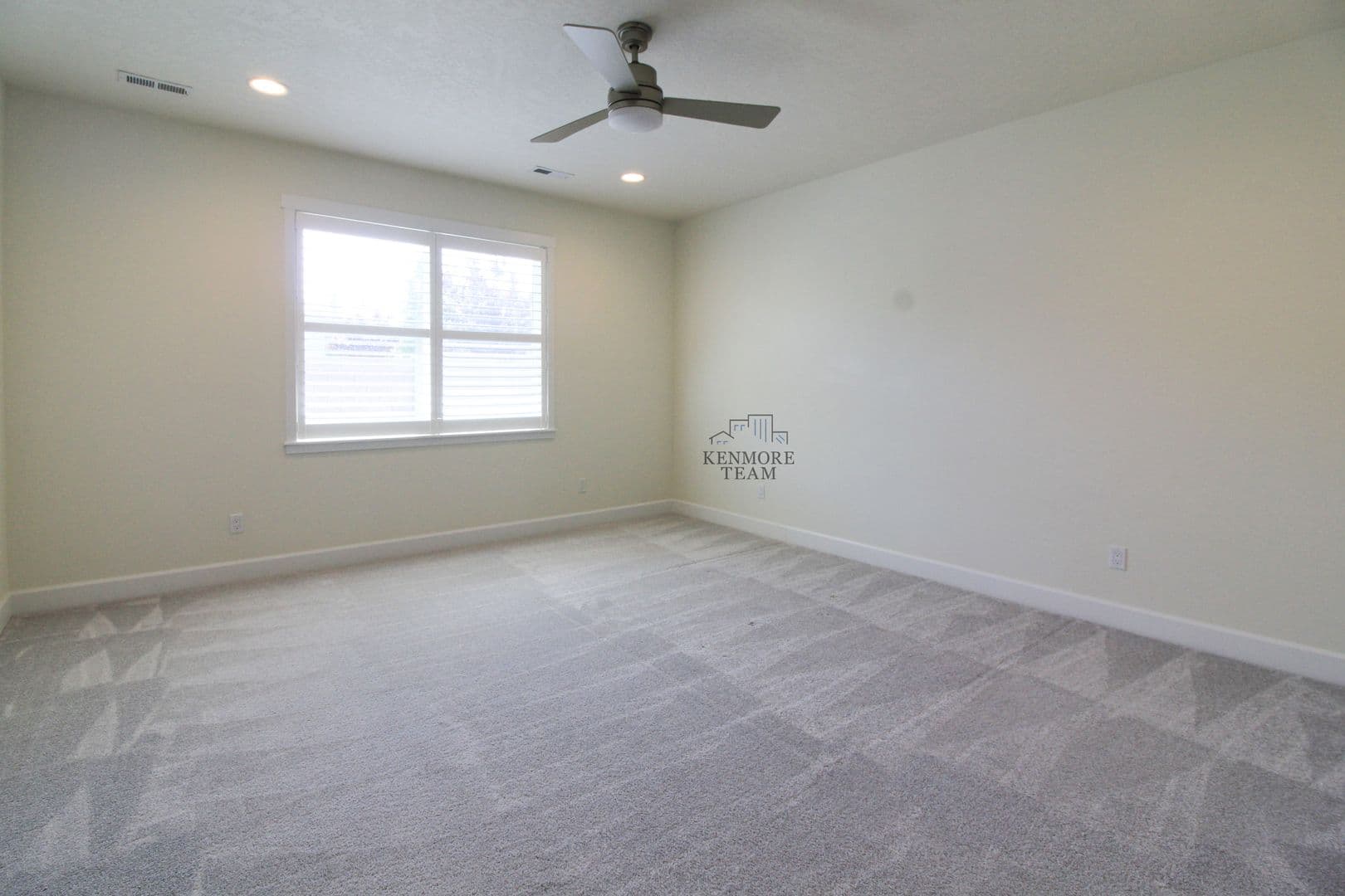 KENNEWICK House: 7077 W 29TH AVE