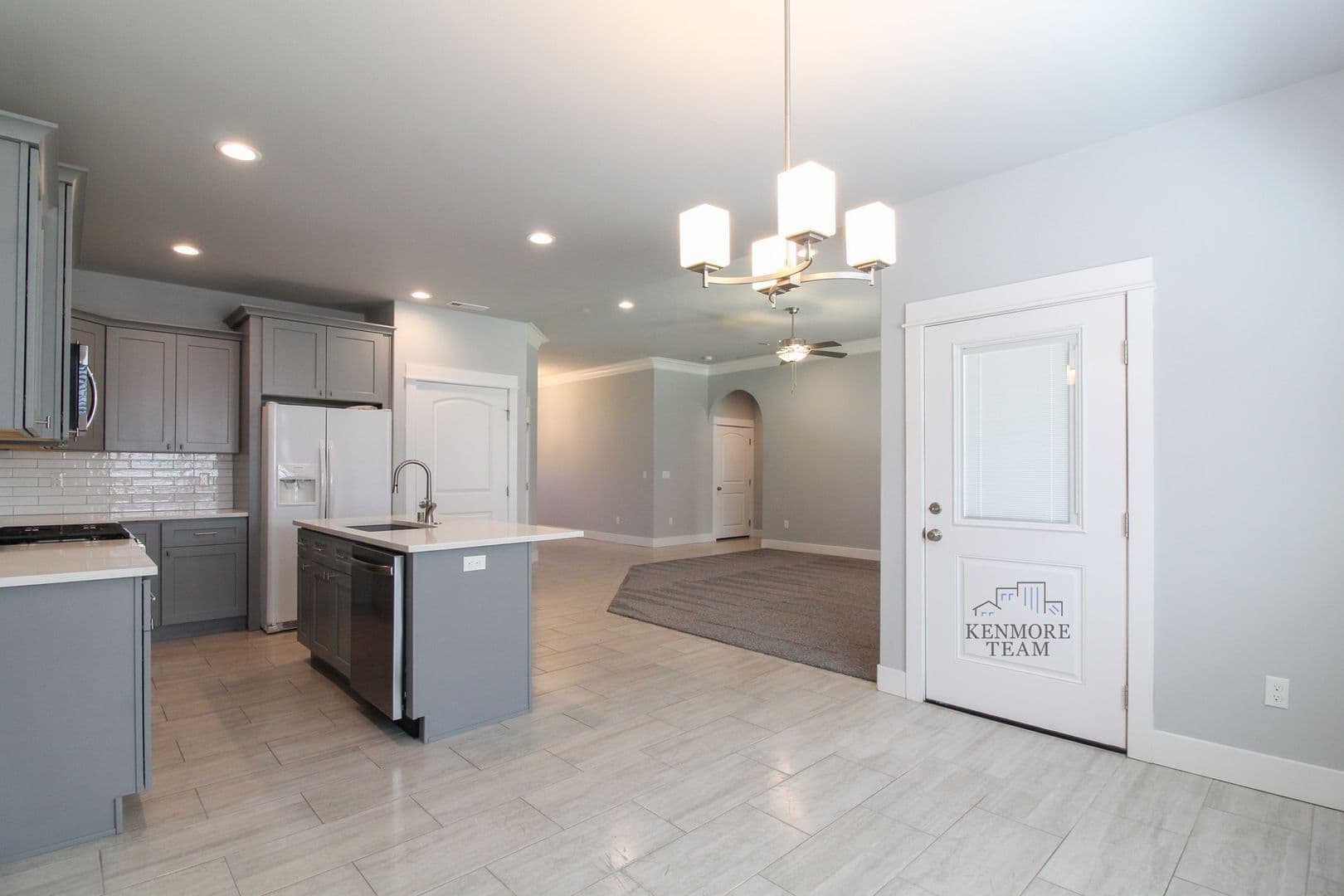 PASCO House: 9114 RUVEN ST