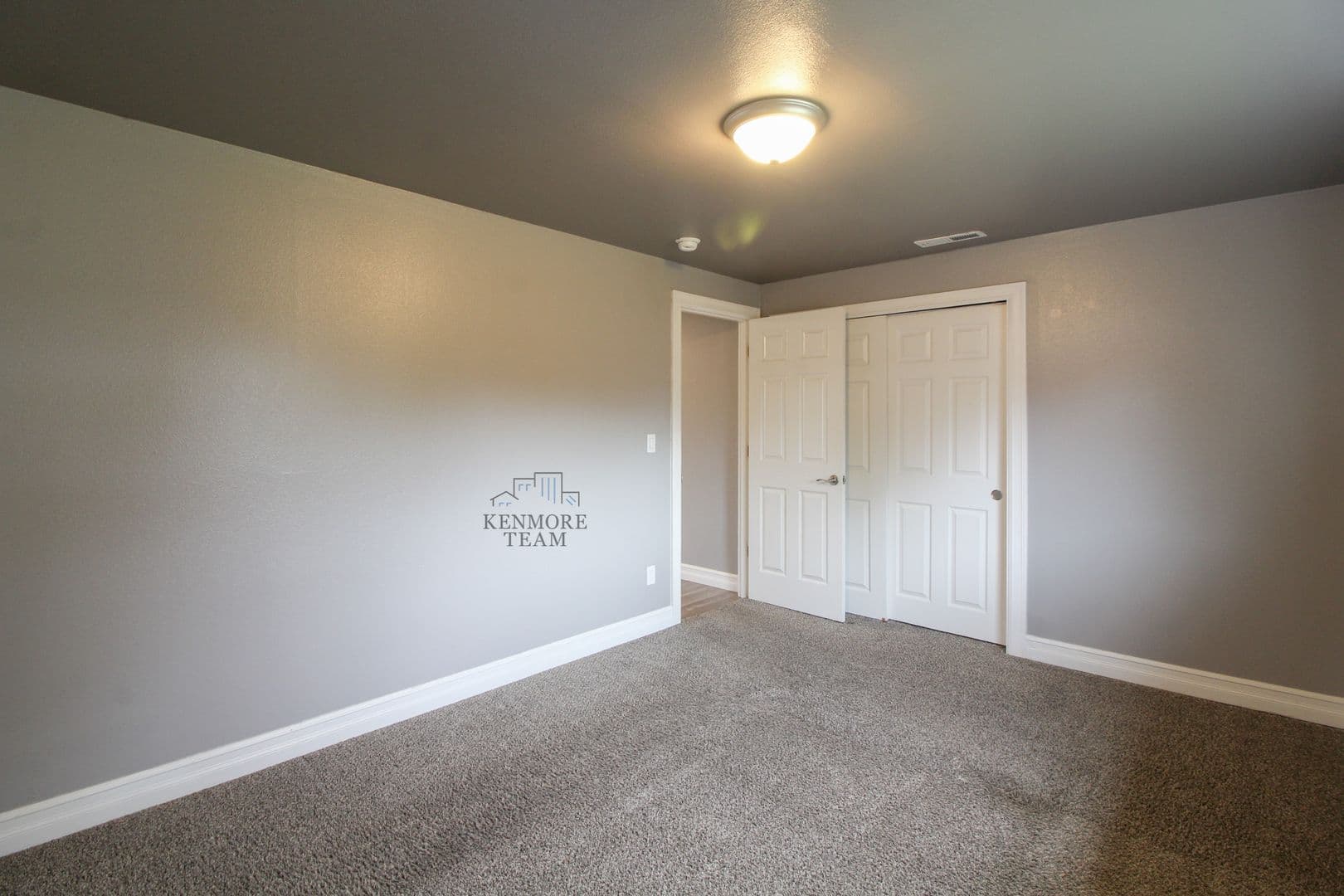KENNEWICK House: 1321 W 3RD AVE