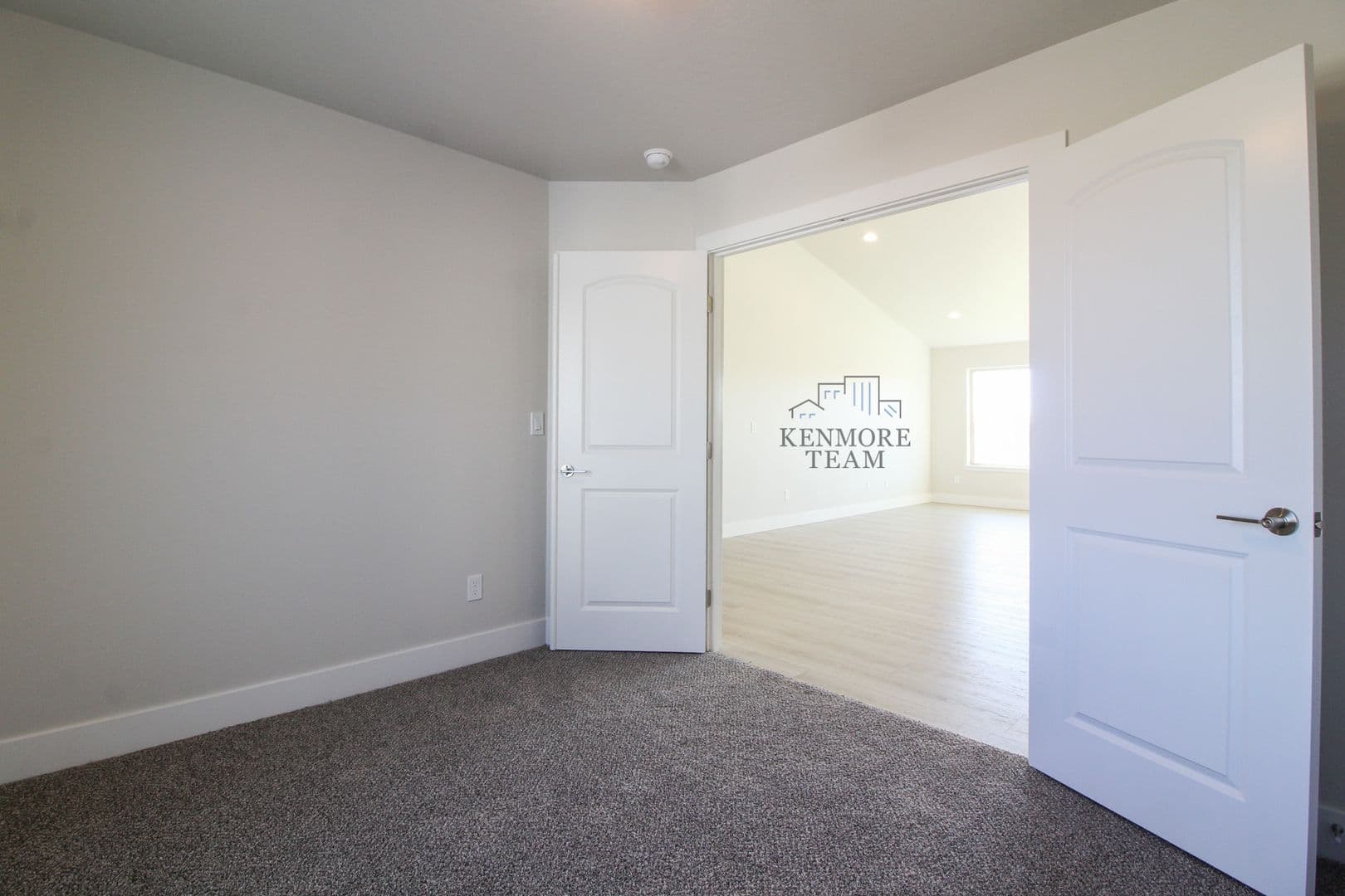 KENNEWICK House: 2936 ROOSEVELT ST