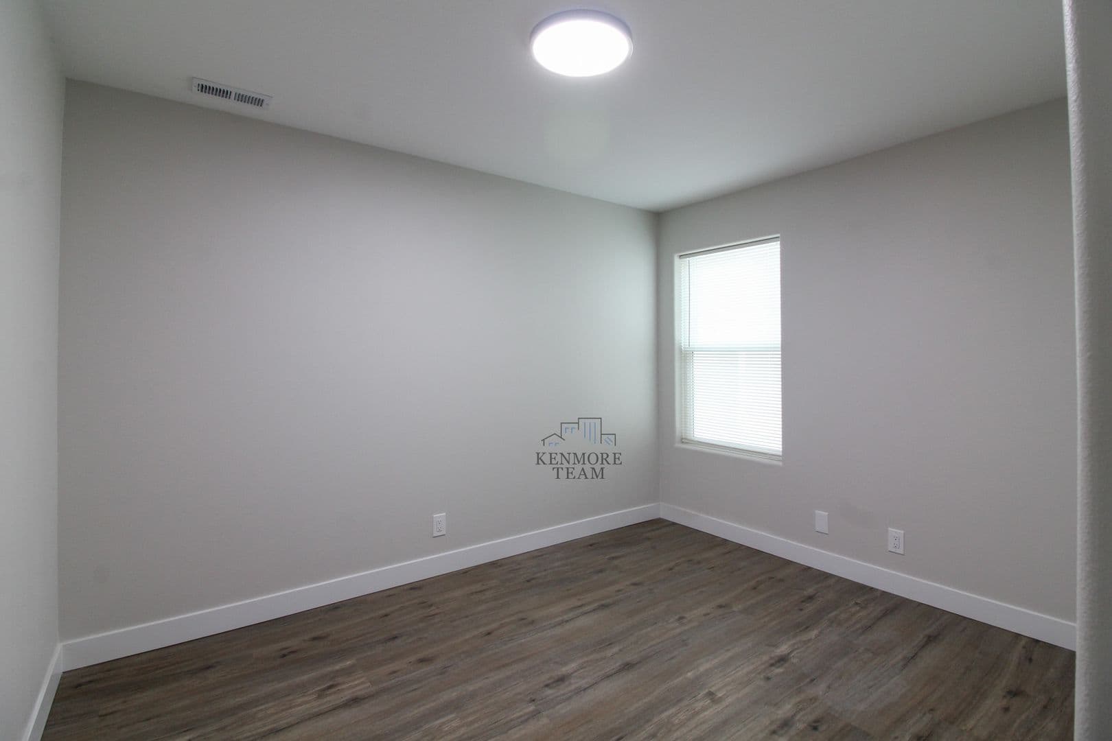 PASCO Apartment: 6405 CHAPEL HILL BLVD