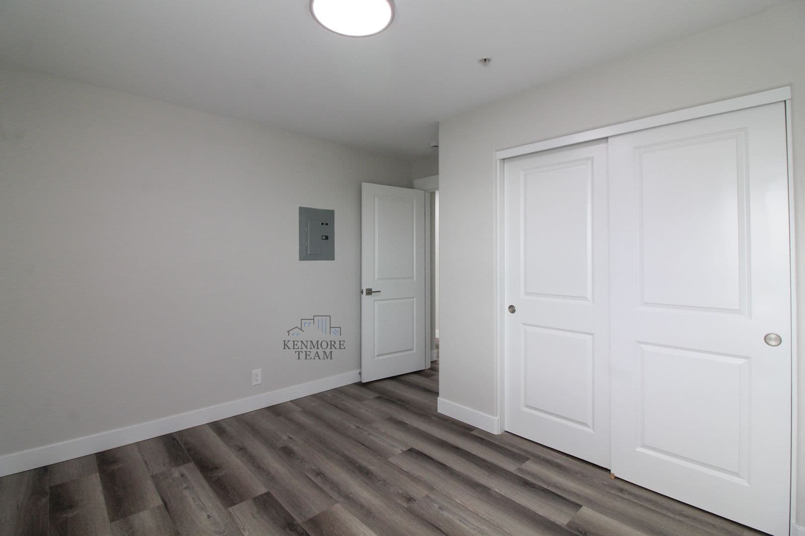 PASCO Apartment: 6405 CHAPEL HILL BLVD