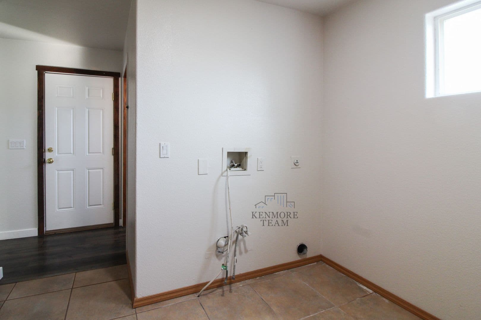 KENNEWICK House: 2503 W 37TH AVE