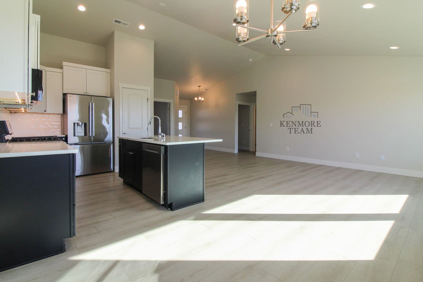 KENNEWICK House: 2936 ROOSEVELT ST