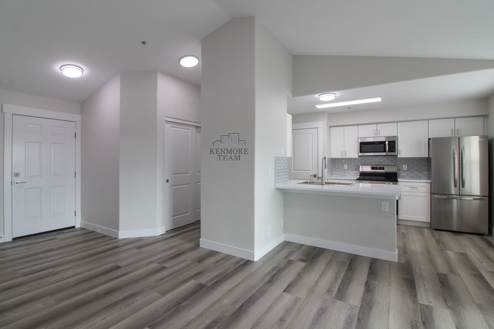 PASCO Apartment: 6405 CHAPEL HILL BLVD