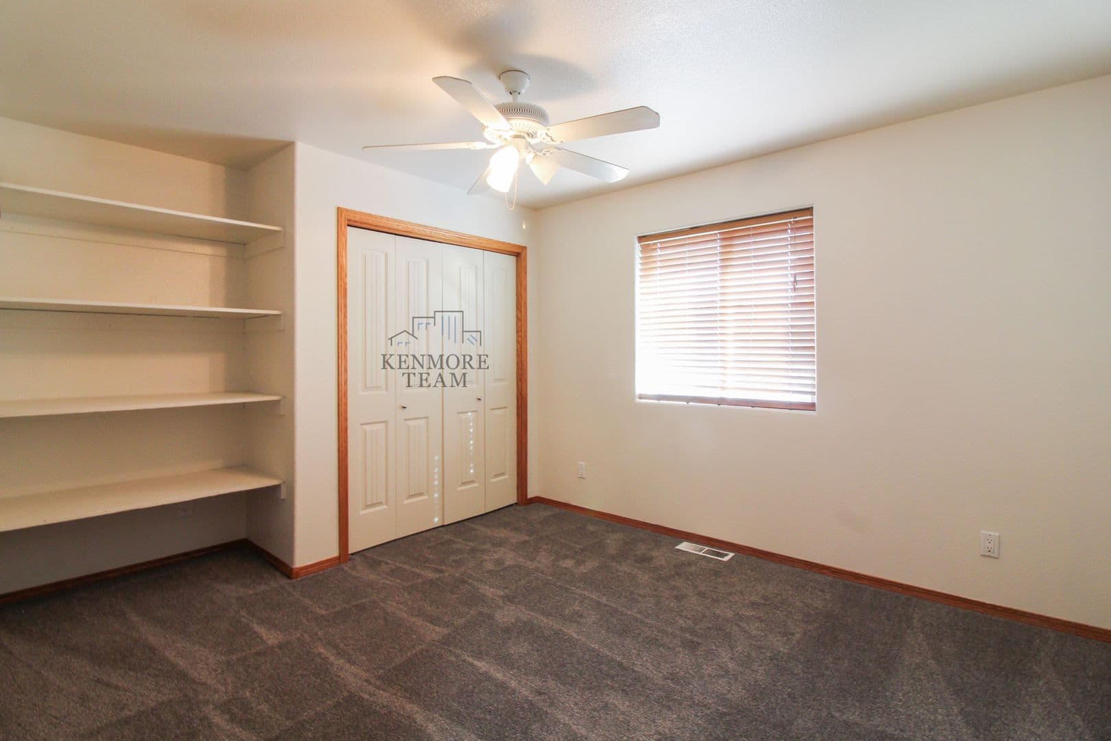 KENNEWICK House: 2503 W 37TH AVE