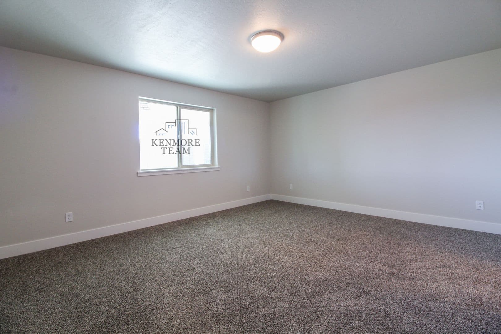 KENNEWICK House: 2936 ROOSEVELT ST