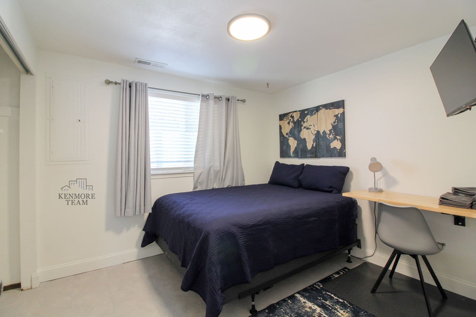 KENNEWICK House: 4201 S VANCOUVER ST