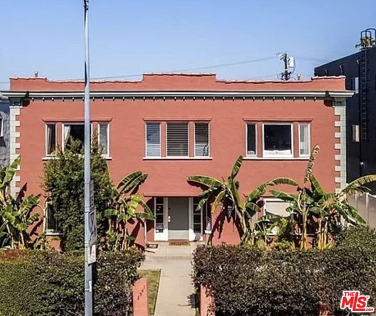 Los Angeles Apartment: 1451 S. Fairfax Ave