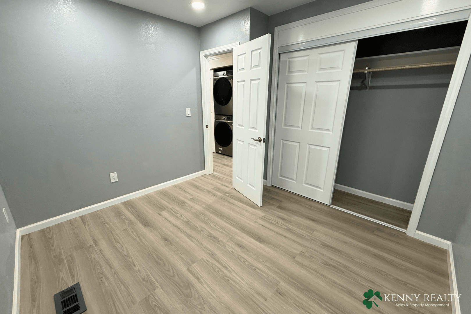 South San Francisco House: 230 Arroyo Drive