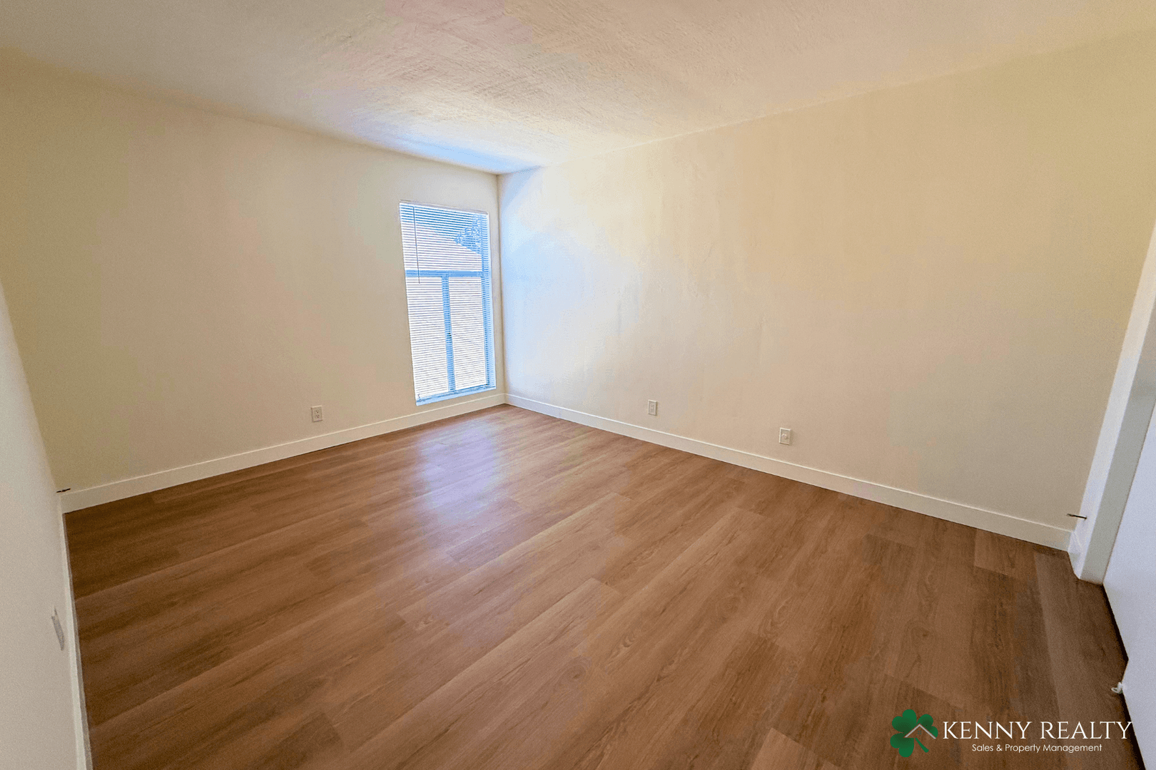 San Carlos Apartment: 621 Chestnut Street