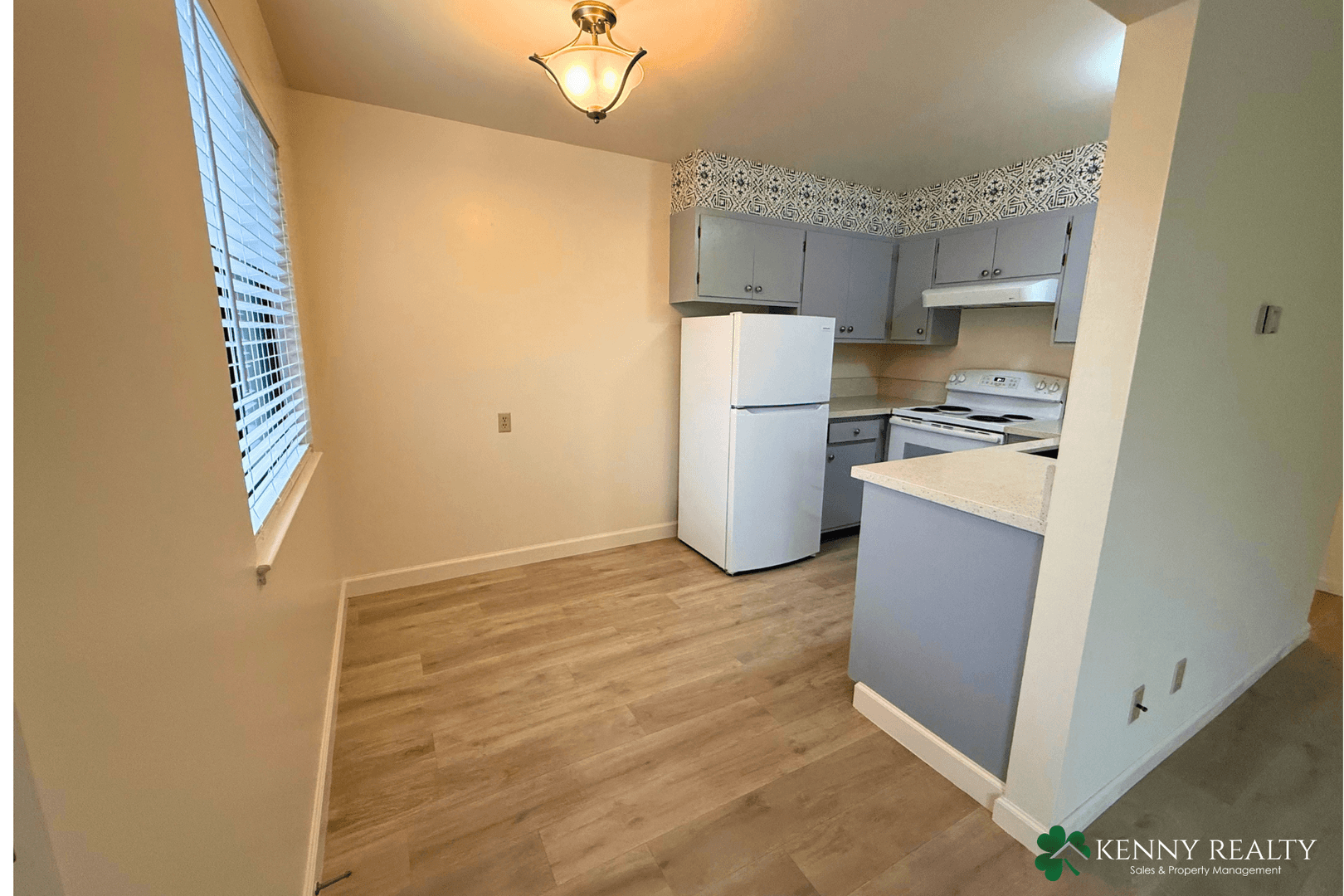 South San Francisco Apartment: 855 Commercial