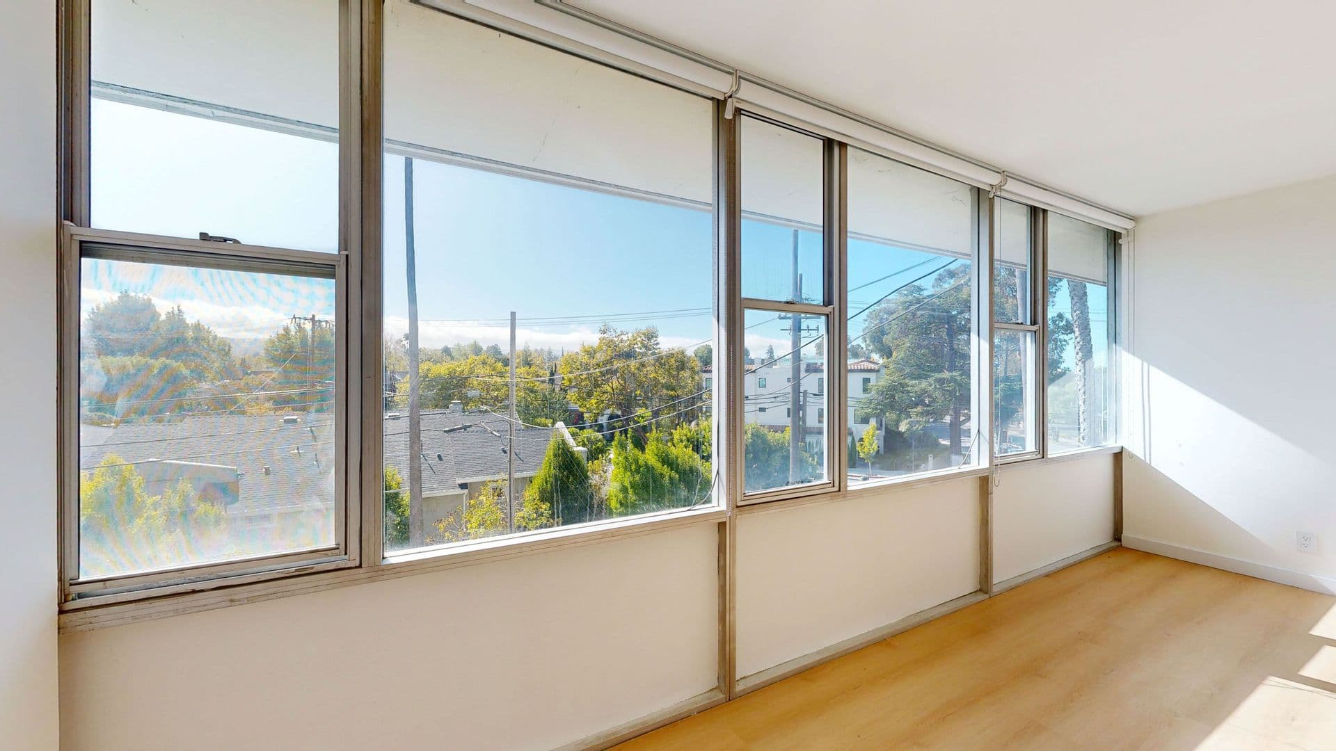 Burlingame Apartment: 55 El Camino Real