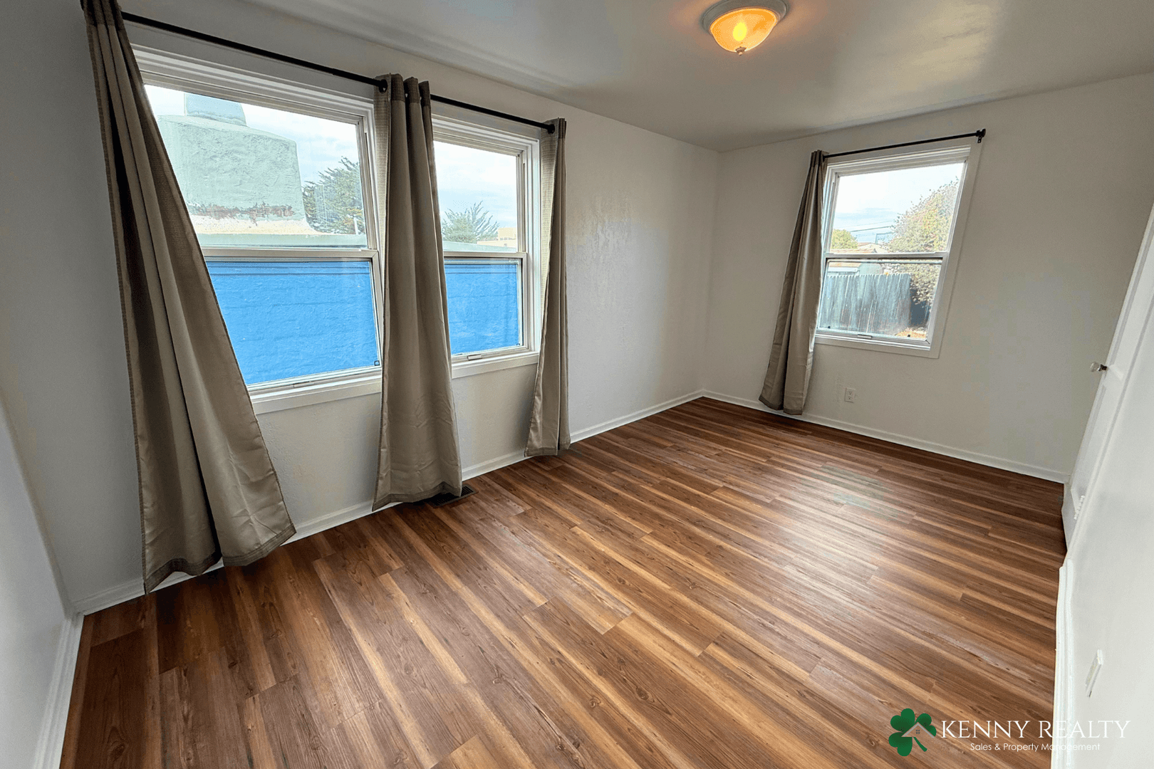 Pacifica House: 263 Clarendon Road