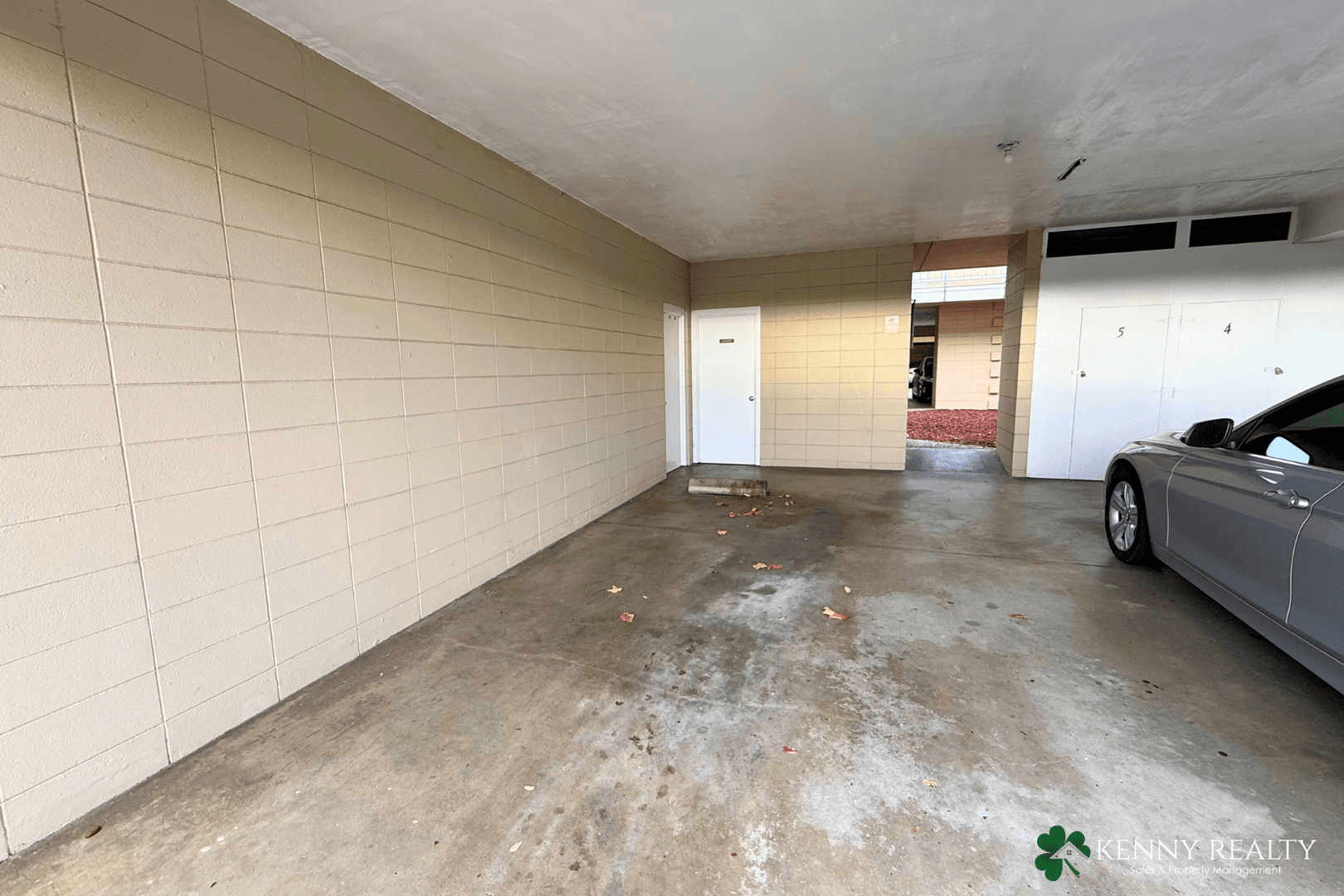 South San Francisco Apartment: 855 Commercial