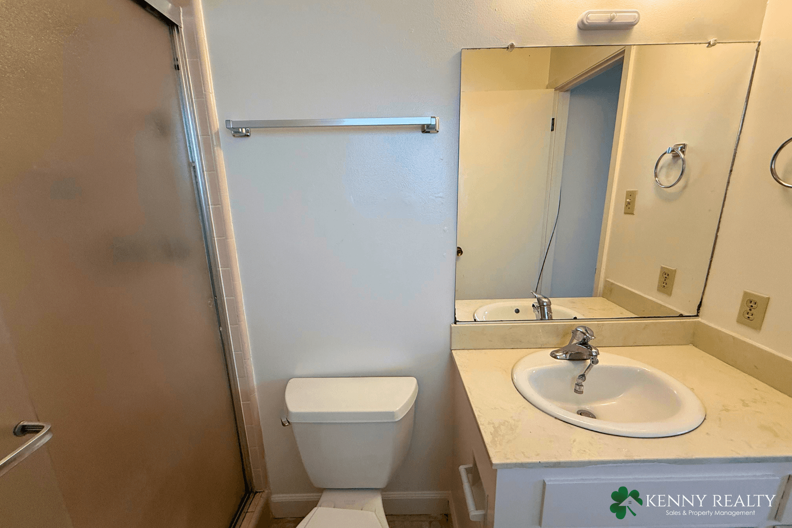 Millbrae House: 37 Willow Ave