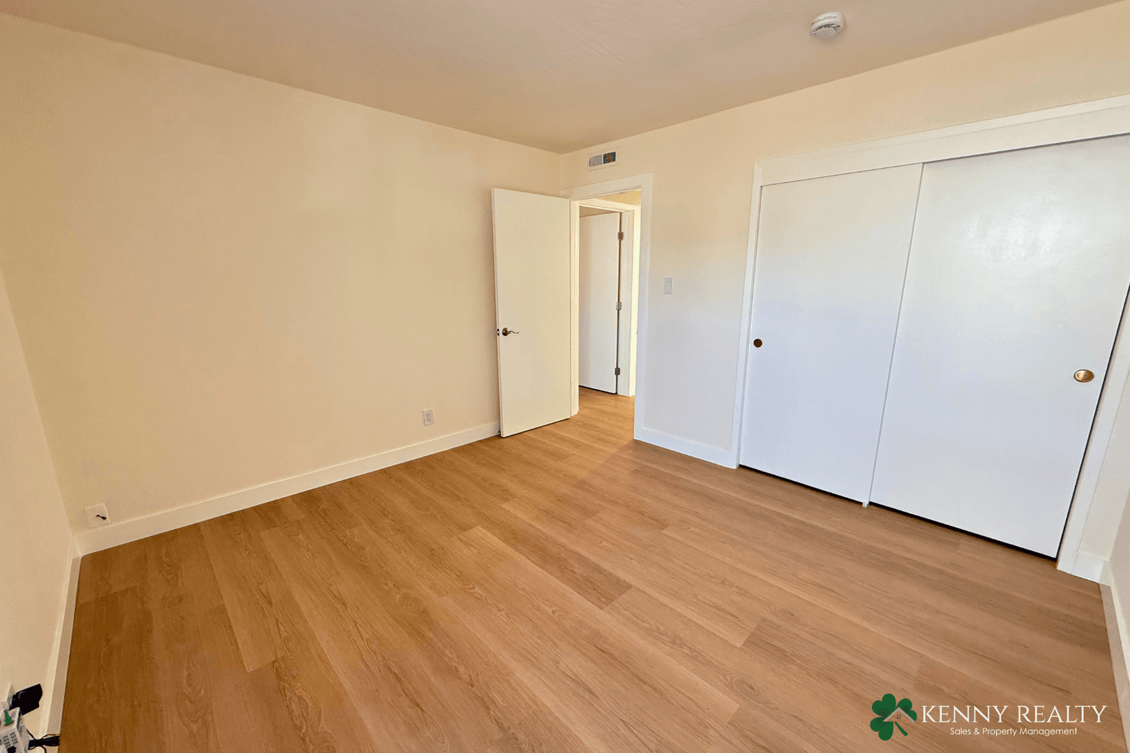 San Carlos Apartment: 621 Chestnut Street