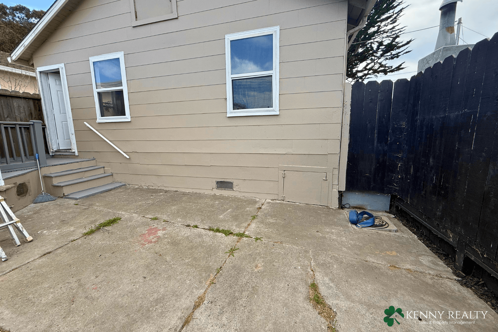 Pacifica House: 263 Clarendon Road