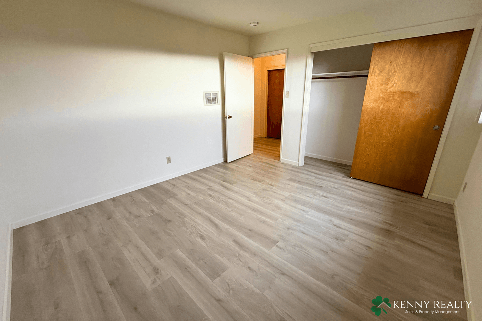 South San Francisco Apartment: 855 Commercial