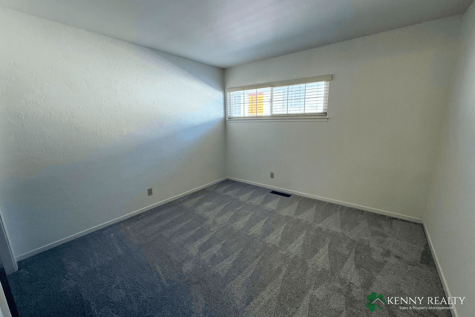 South San Francisco Apartment: 516 Railroad/ 517/519 1st Lane