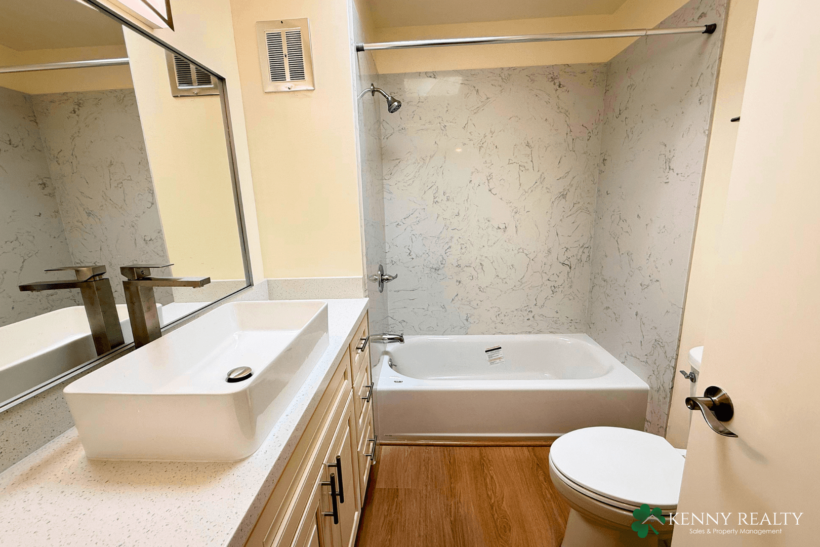 San Carlos Apartment: 621 Chestnut Street