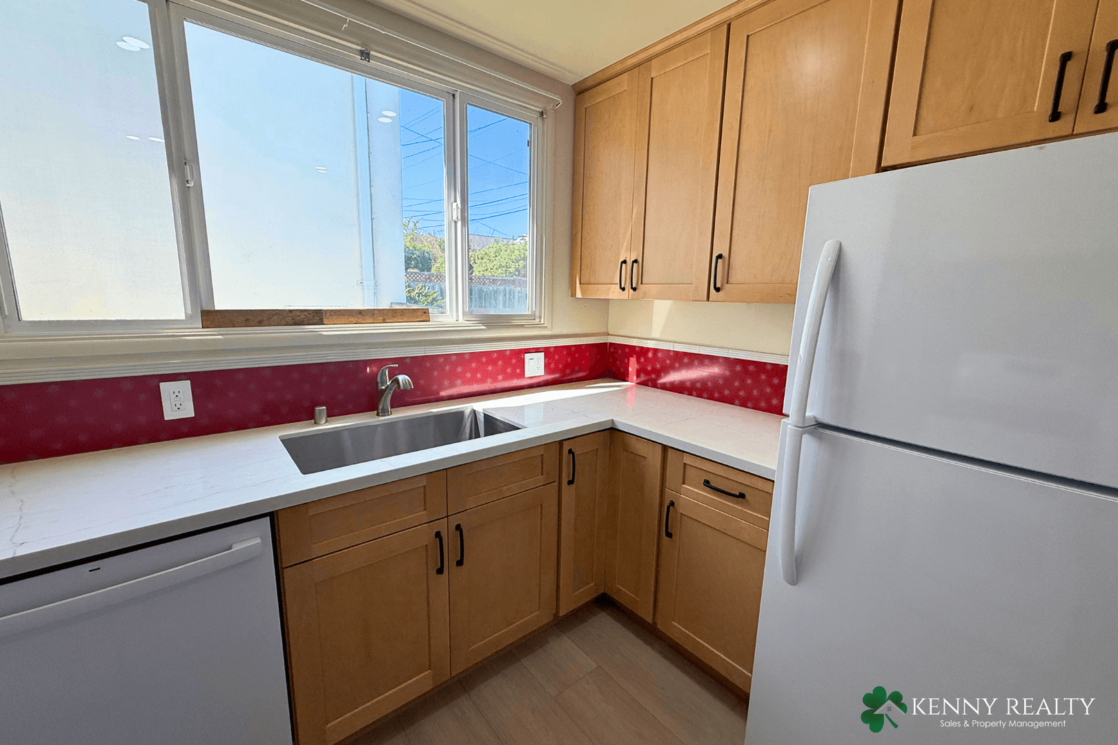 Daly City House: 654 N. Mayfair Ave