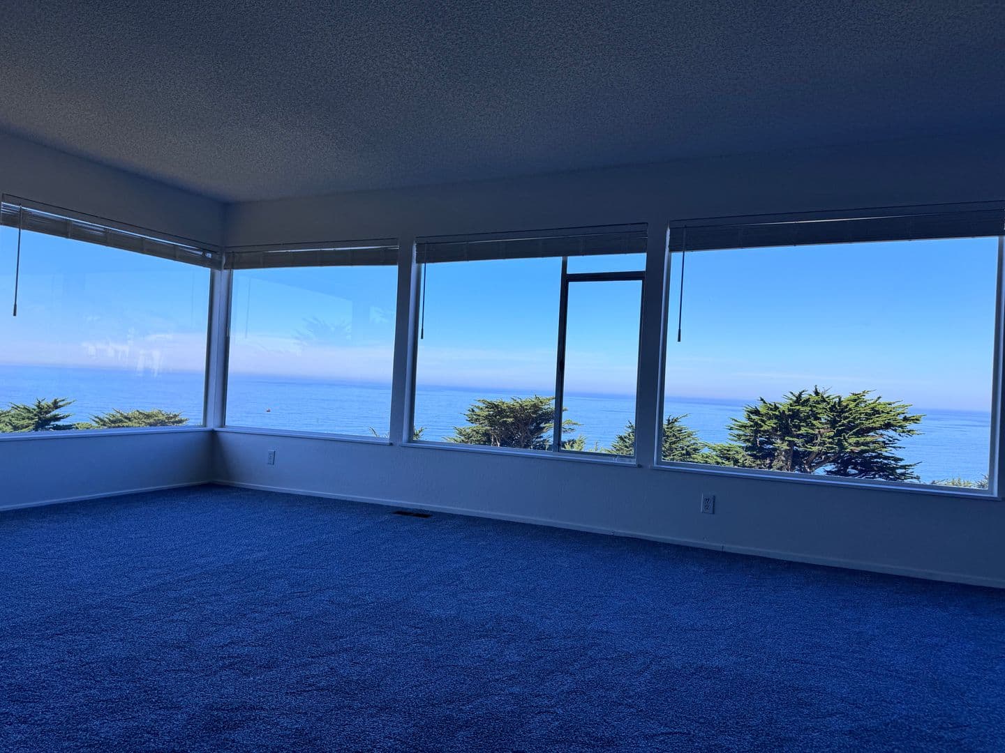 Pacifica House: 23 Holiday Court