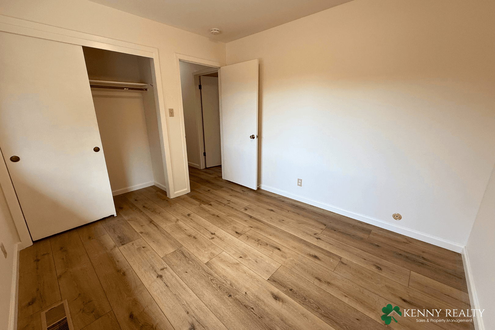 Millbrae House: 37 Willow Ave