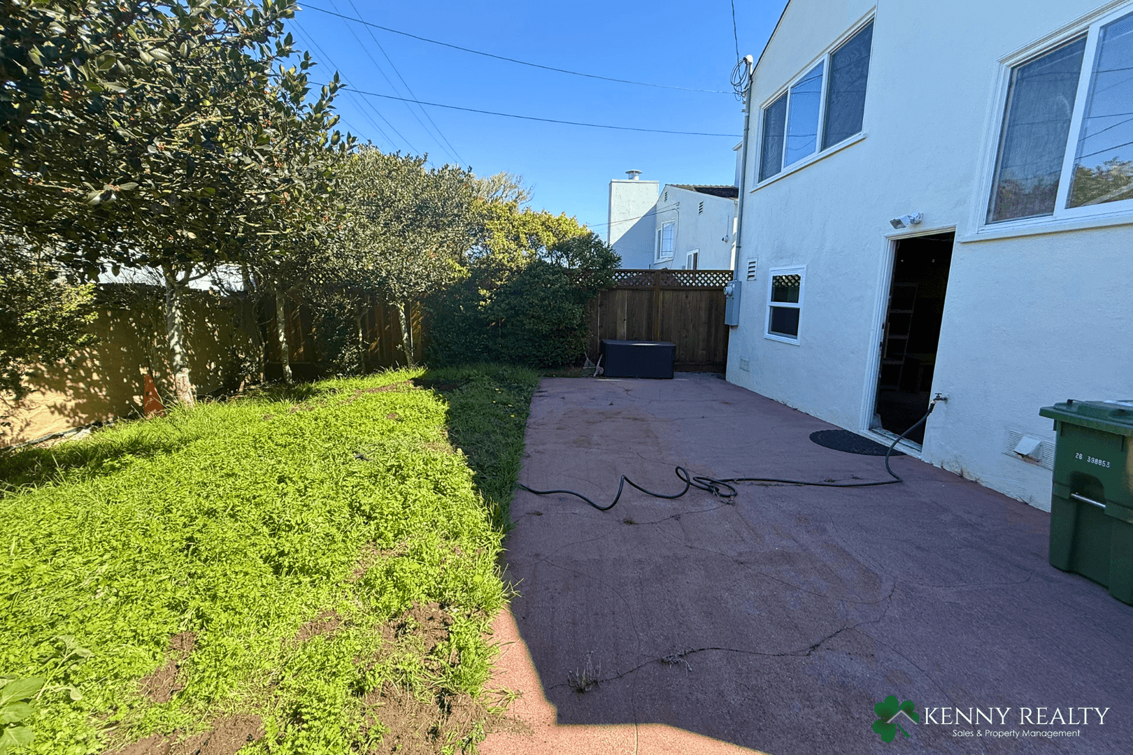 Daly City House: 654 N. Mayfair Ave