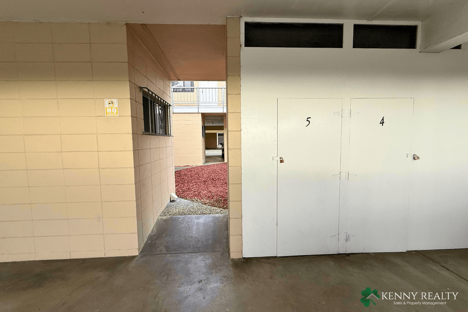 South San Francisco Apartment: 855 Commercial