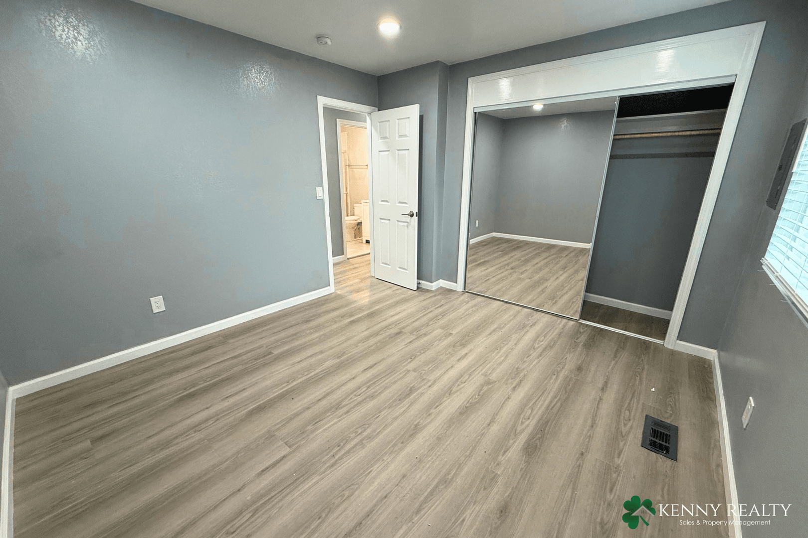 South San Francisco House: 230 Arroyo Drive